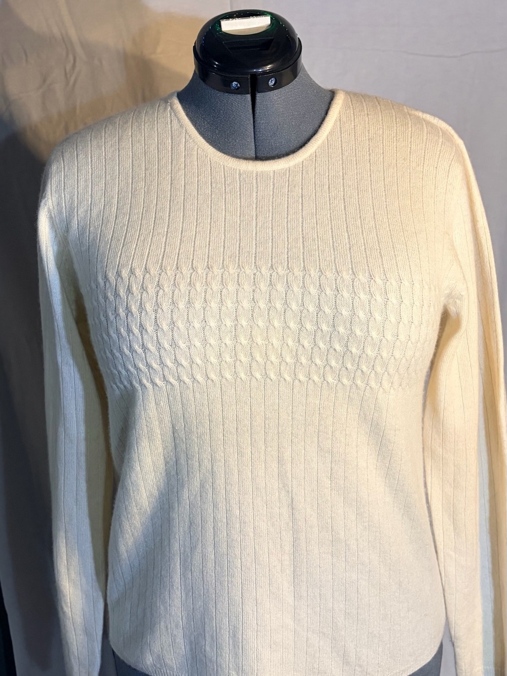 Cable & Gauge Cream Ribbed Crewneck Sweater 100% Cashmere